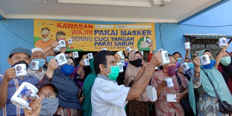 PKPM EDUKASI GEJALA DAN TANDA COVID-19 DI KLINIK IMAN MEDAN