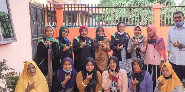 PKM Pertanian UMSU Terapkan Aplikasi Zero Waste Limbah Kulit Jeruk Peras